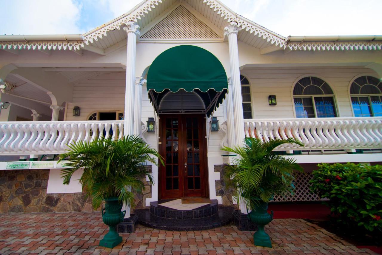 Отель Grenadine House Кингстаун Экстерьер фото